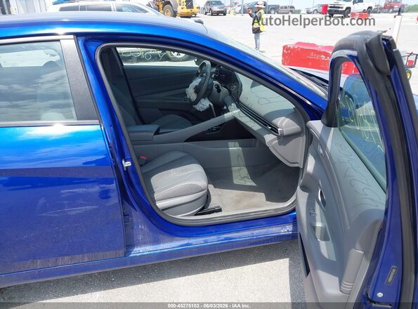 5NPLS4AG0PH108741 2023 HYUNDAI ELANTRA Blue Սալոնի դիմացի տեսք