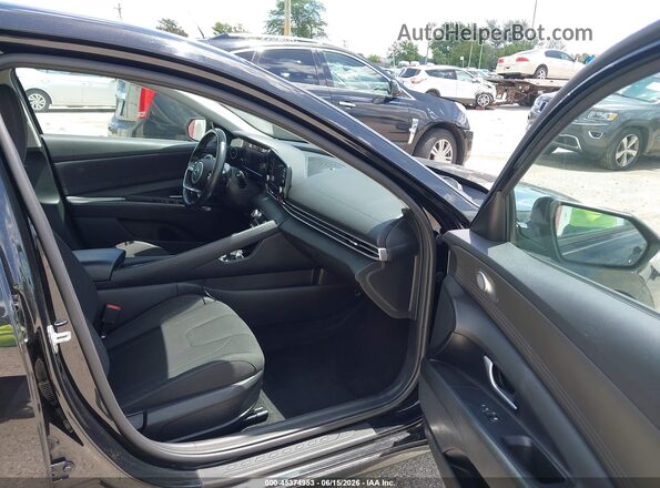 5NPLS4AG2MH016350 2021 HYUNDAI ELANTRA Черный Вид салона спереди