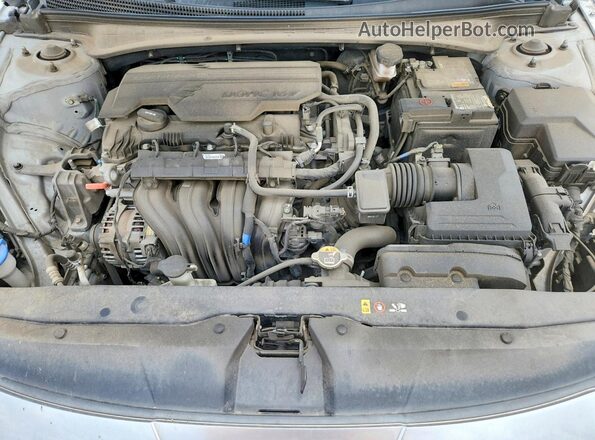 5NPLS4AG3NH056325 2025 HYUNDAI ELANTRA Silver Սալոնի հետևի տեսք