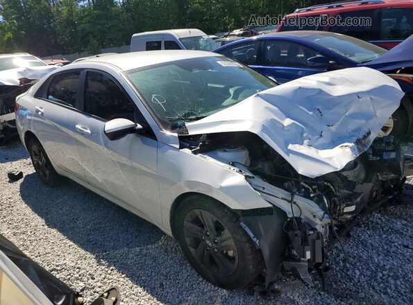 5NPLS4AG4NH067866 2022 HYUNDAI ELANTRA White Front right