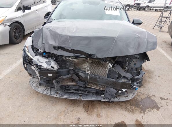 5NPLS4AG4PH105793 2023 HYUNDAI ELANTRA Black Widok z przodu