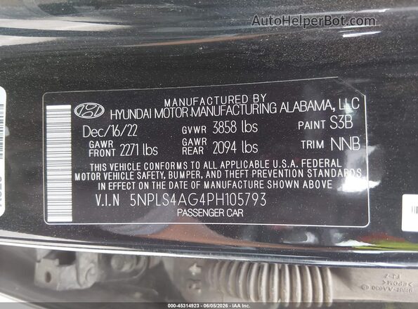 5NPLS4AG4PH105793 2023 HYUNDAI ELANTRA Black Widok komory silnika