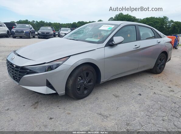 5NPLS4AG5NH075409 2022 HYUNDAI ELANTRA Silver Առջևի ձախ երեք քառորդ տեսարան
