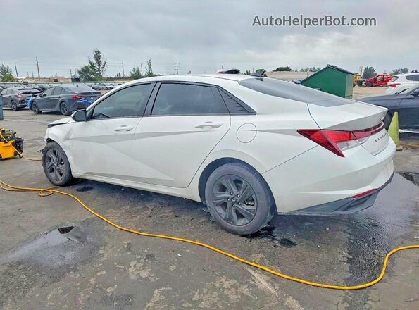 5NPLS4AG6NH084684 2022 HYUNDAI ELANTRA White 