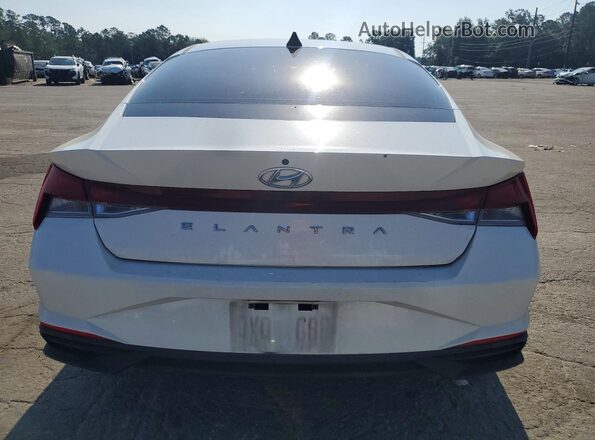 5NPLS4AG7MH042720 2021 HYUNDAI ELANTRA Белый Вид сзади