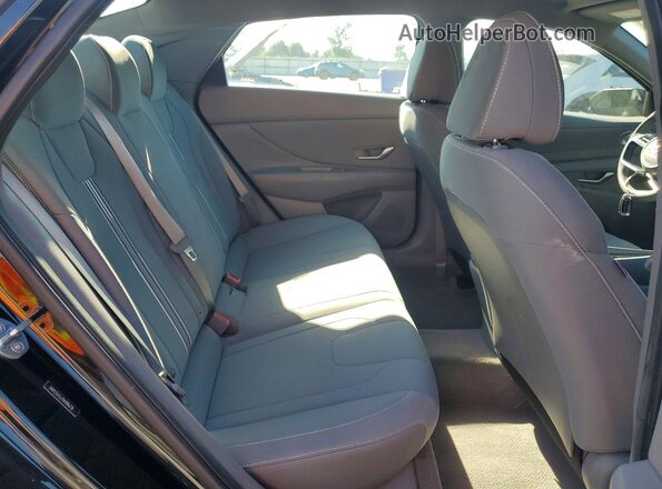 5NPLS4AG7NH086718 2022 HYUNDAI ELANTRA Black Вид задніх сидінь