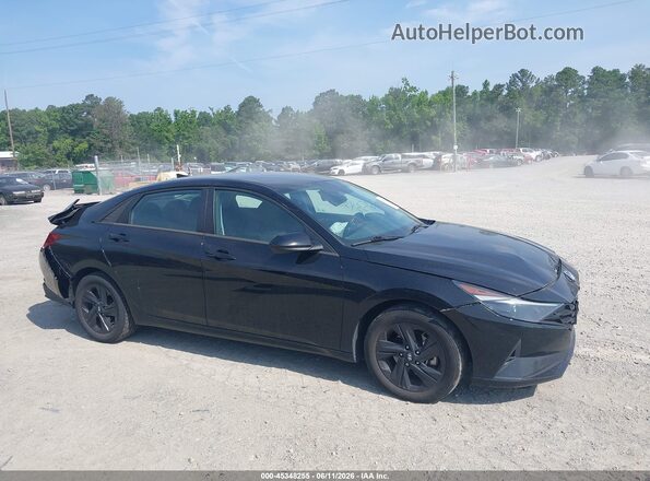 5NPLS4AG8NH059270 2022 HYUNDAI ELANTRA Black Սալոնի հետևի տեսք
