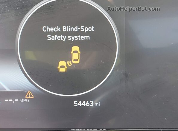5NPLS4AG8PH108812 2023 HYUNDAI ELANTRA White 