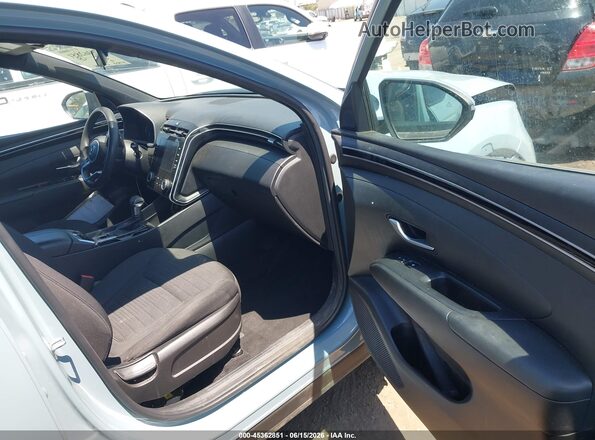 5NTJBDAE9PH045565 2023 HYUNDAI SANTA CRUZ Light Blue Вид салона спереди