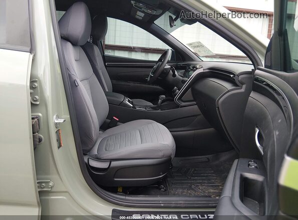 5NTJCDAE1PH057187 2023 HYUNDAI SANTA CRUZ Green Vista interior delantera