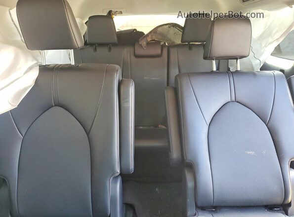 5TDAAAA57SS026080 2025 TOYOTA GRAND Blue Widok tylnych siedzeń