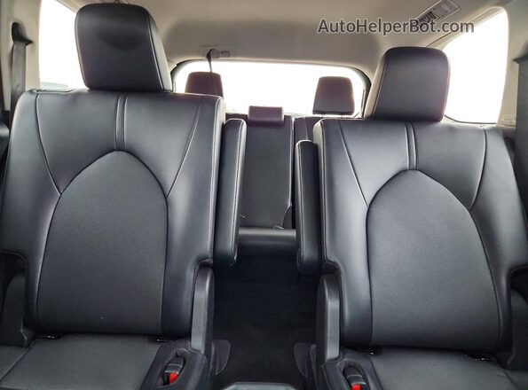 5TDAAAA59RS018024 2024 TOYOTA GRAND Blue Вид задніх сидінь