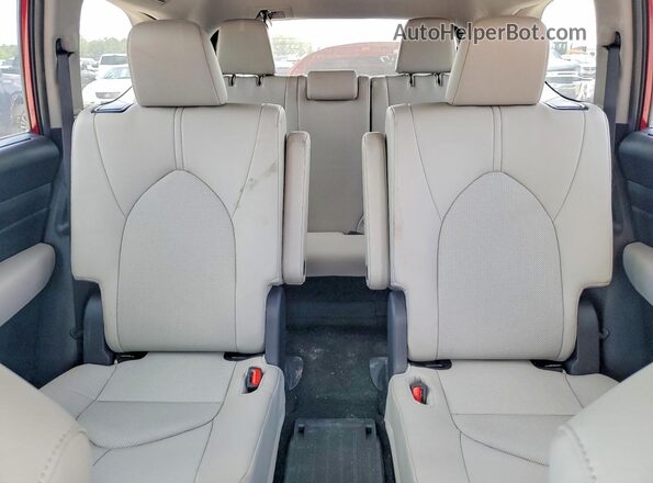 5TDAAAA5XSS029085 2025 TOYOTA GRAND Burgundy Rear seats view