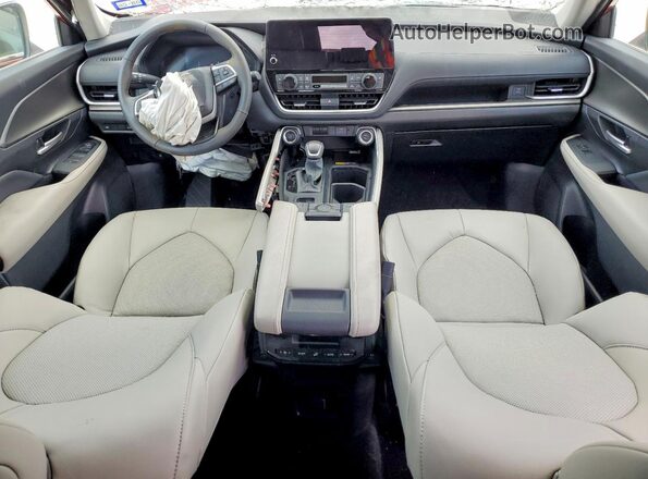 5TDAAAA5XSS029085 2025 TOYOTA GRAND Burgundy Dashboard view