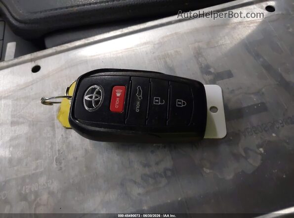 5TDAAAB50SS088399 2025 TOYOTA GRAND HIGHLANDER White Առջևի վահանակի տեսք