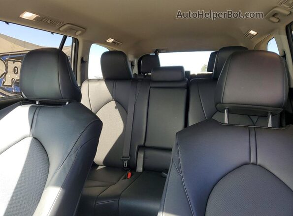 5TDAAAB51TS122044 2026 TOYOTA GRAND Silver Вид задніх сидінь
