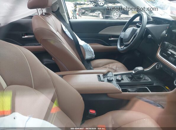 5TDAAAB52RS008207 2024 TOYOTA GRAND HIGHLANDER Black Vista interior delantera