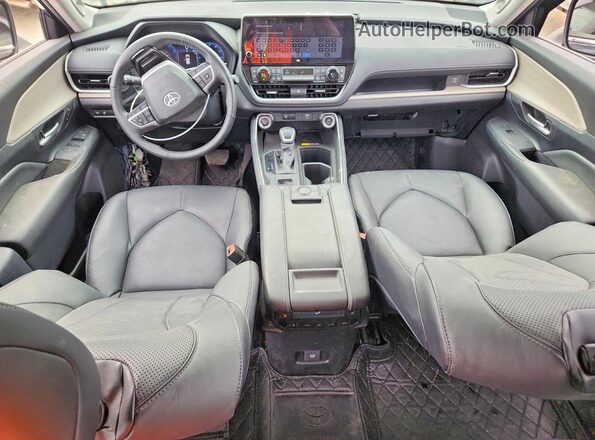 5TDAAAB55RS068627 2024 TOYOTA GRAND Gray Առջևի վահանակի տեսք