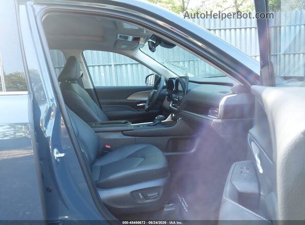 5TDAAAB55TS133483 2026 TOYOTA GRAND HIGHLANDER Blue Widok wnętrza z przodu