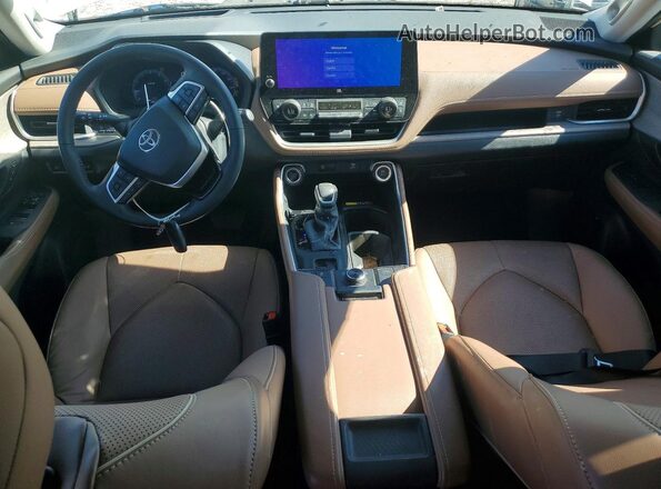 5TDAAAB57RS010325 2024 TOYOTA GRAND White წინა პანელის ხედი