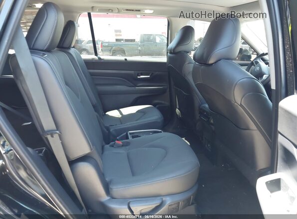 5TDAAAB57TS108682 2026 TOYOTA GRAND HIGHLANDER Черный Вид наклейки с VIN-кодом