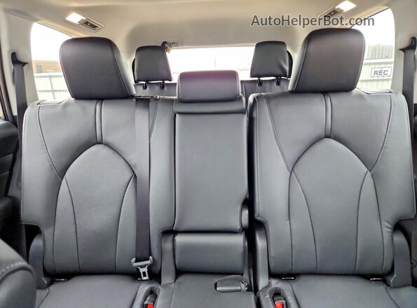 5TDAAAB57TS115745 2026 TOYOTA GRAND Gray Հետևի նստատեղերի տեսք