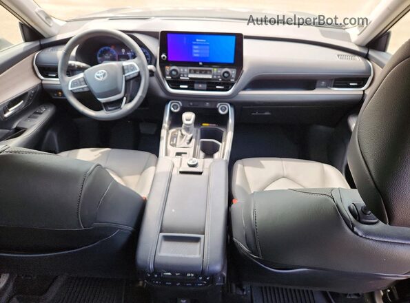 5TDAAAB58TS117746 2026 TOYOTA GRAND Gray Առջևի վահանակի տեսք