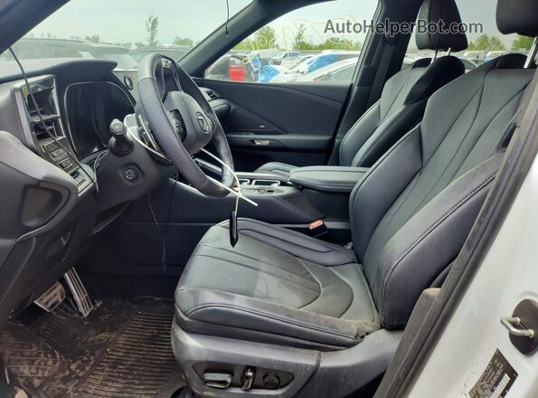 5TDABAB66RS002528 2024 LEXUS TX White Front interior view