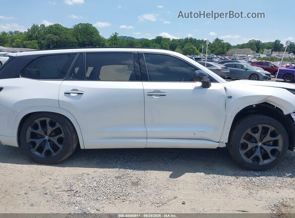 5TDABAB66TS016789 2026 LEXUS TX 500H White Սալոնի հետևի տեսք