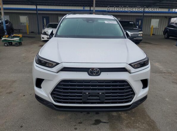 5TDACAB53RS019582 2024 TOYOTA GRAND White Widok z przodu