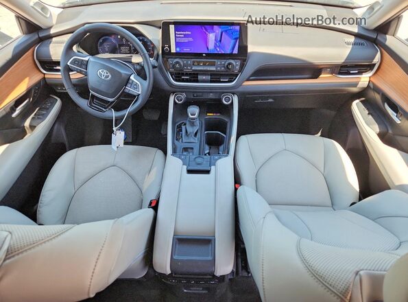 5TDACAB53SS051261 2025 TOYOTA GRAND Gray Առջևի վահանակի տեսք