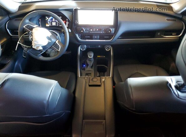 5TDACAB53TS093849 2026 TOYOTA GRAND Black Vista del salpicadero
