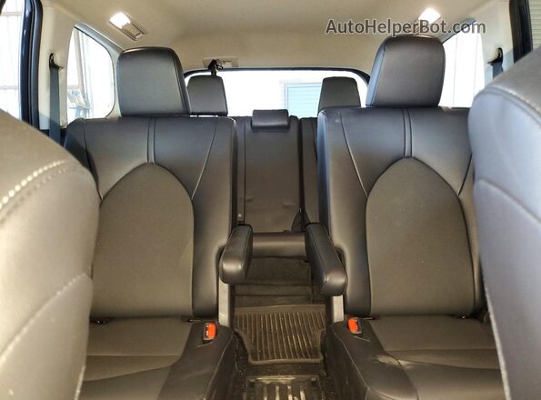 5TDACAB53TS093849 2026 TOYOTA GRAND Black Vista de los asientos traseros