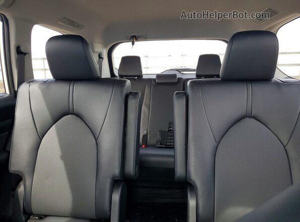 5TDACAB55TS069942 2026 TOYOTA GRAND White Widok tylnych siedzeń