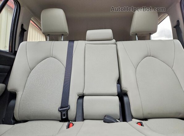 5TDACAB56SS044188 2025 TOYOTA GRAND Black უკანა სავარძლების ხედი
