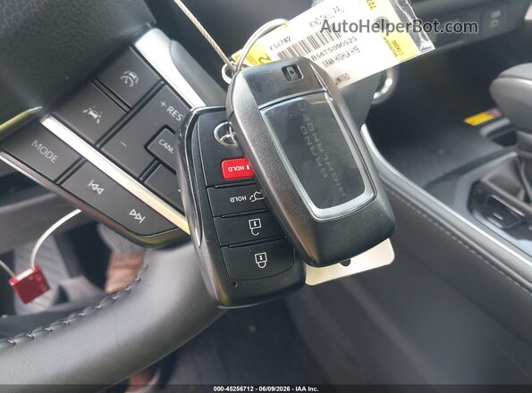 5TDACAB56TS090525 2026 TOYOTA GRAND HIGHLANDER HYBRID Белый Вид панели приборов