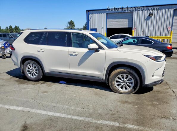 5TDACAB57RS005247 2024 TOYOTA GRAND White Przód prawy