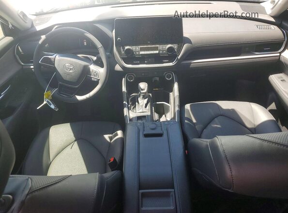 5TDACAB59TS077686 2026 TOYOTA GRAND White Առջևի վահանակի տեսք