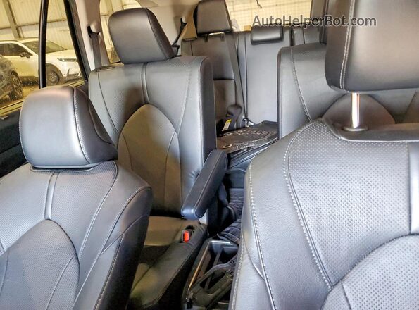 5TDACAB5XRS004495 2024 TOYOTA GRAND Blue უკანა სავარძლების ხედი