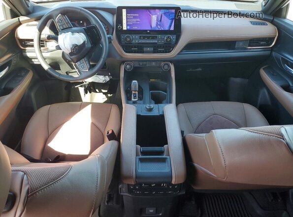 5TDADAB52RS009249 2024 TOYOTA GRAND White 