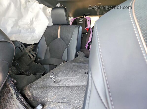 5TDADAB54TS041305 2026 TOYOTA GRAND Gray Rear seats view