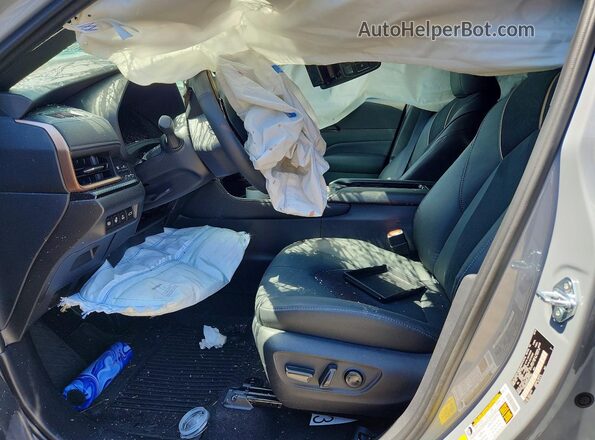 5TDADAB54TS041305 2026 TOYOTA GRAND Gray Front interior view