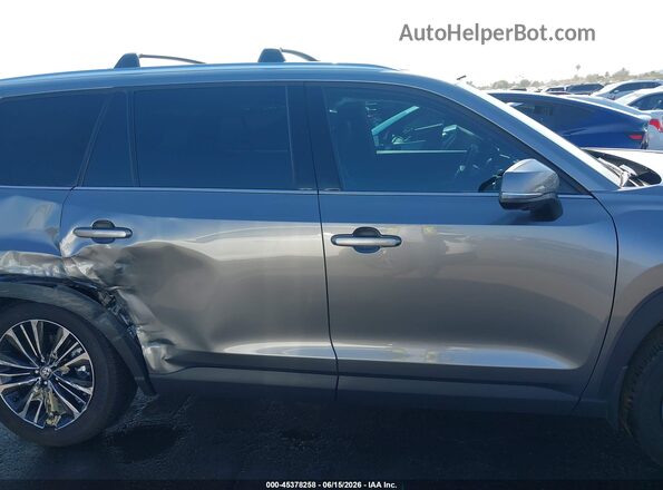 5TDADAB59TS029036 2026 TOYOTA GRAND HIGHLANDER HYBRID Gray Սալոնի հետևի տեսք