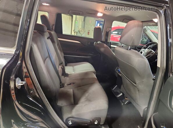 5TDBKRFH3GS228666 2016 TOYOTA HIGHLANDER Black უკანა სალონის ხედი