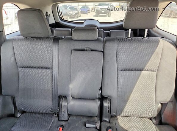 5TDBKRFH3GS231423 2016 TOYOTA HIGHLANDER Белый Вид задних сидений