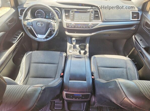 5TDBKRFH6GS336599 2016 TOYOTA HIGHLANDER Silver წინა პანელის ხედი