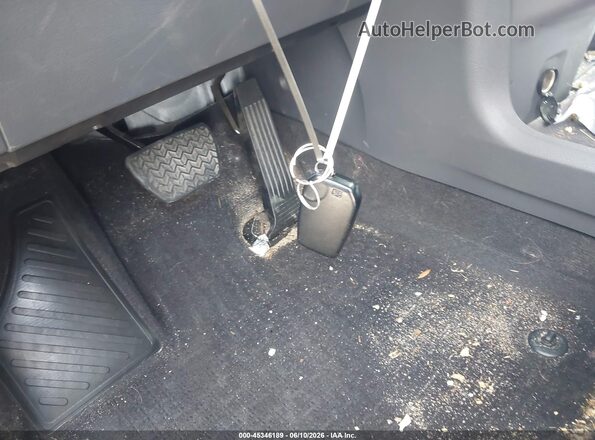 5TDBRKEC0RS202098 2024 TOYOTA SIENNA Silver Вид панелі приладів
