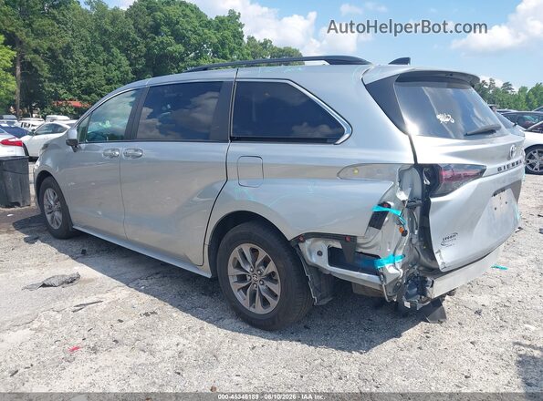 5TDBRKEC0RS202098 2024 TOYOTA SIENNA Silver Вид спереду