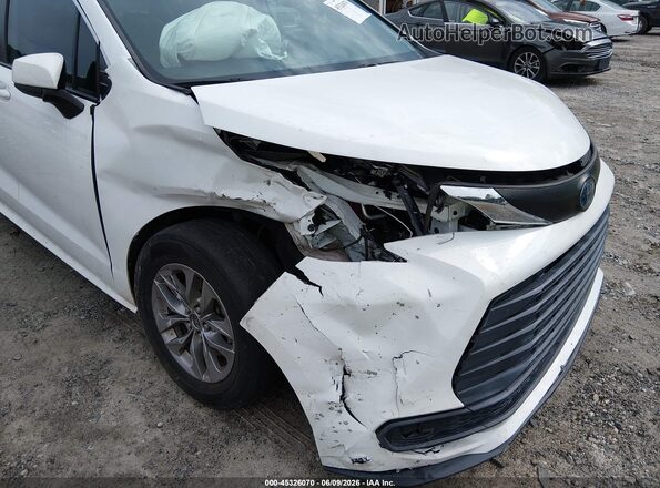 5TDBRKEC3NS102698 2022 TOYOTA SIENNA White Դիմացի տեսք