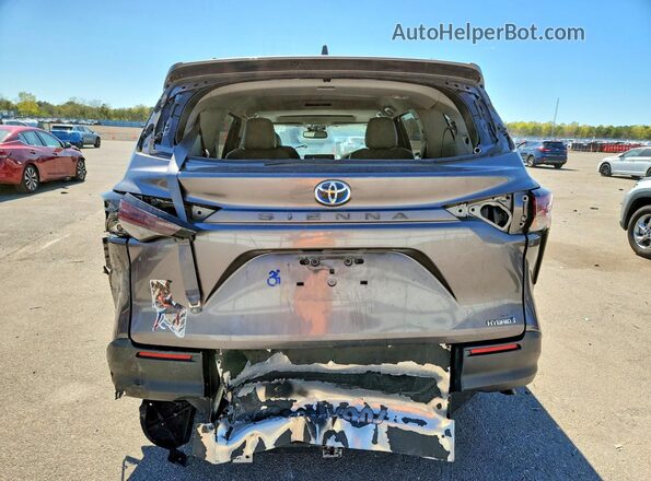 5TDBRKECXPS175067 2023 TOYOTA SIENNA Gray Vista trasera